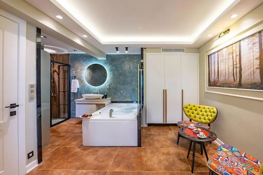 Fethiye Merkezde Jakuzili Lueks Daire - Ocekhomes Meva Türkiye