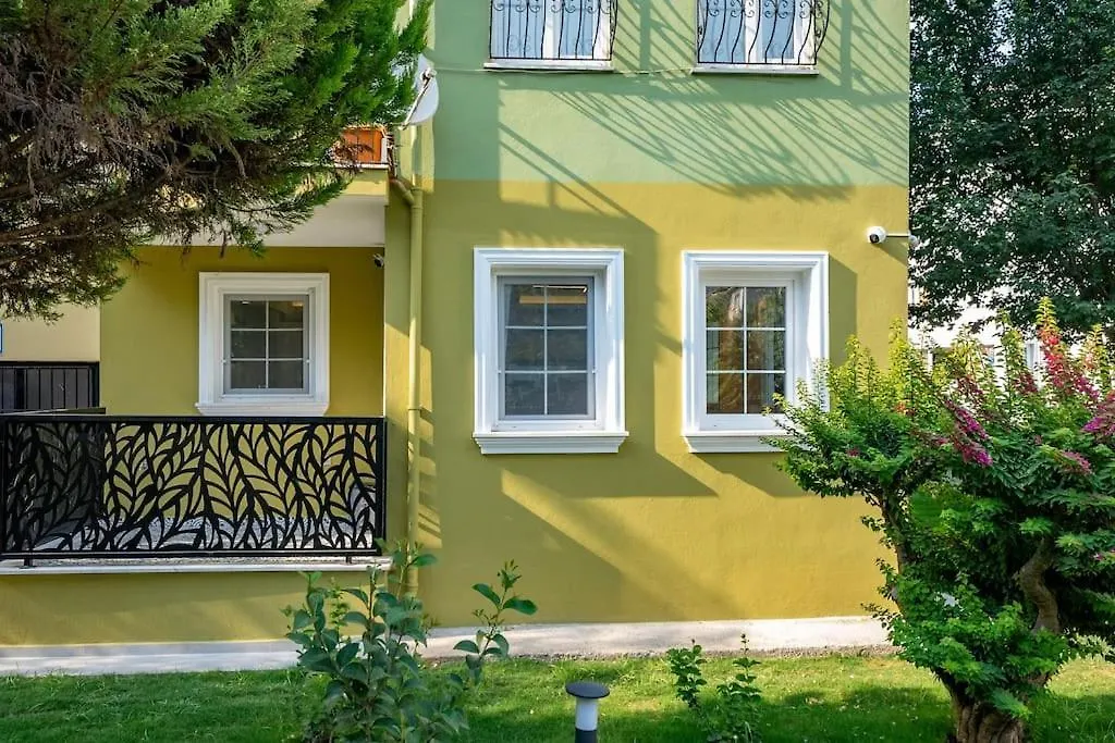 Fethiye Merkezde Jakuzili Lueks Daire - Ocekhomes Meva