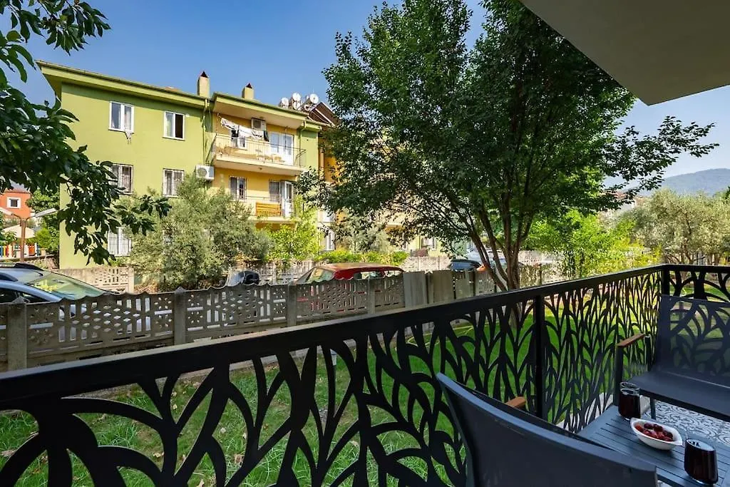Fethiye Merkezde Jakuzili Lueks Daire - Ocekhomes Meva